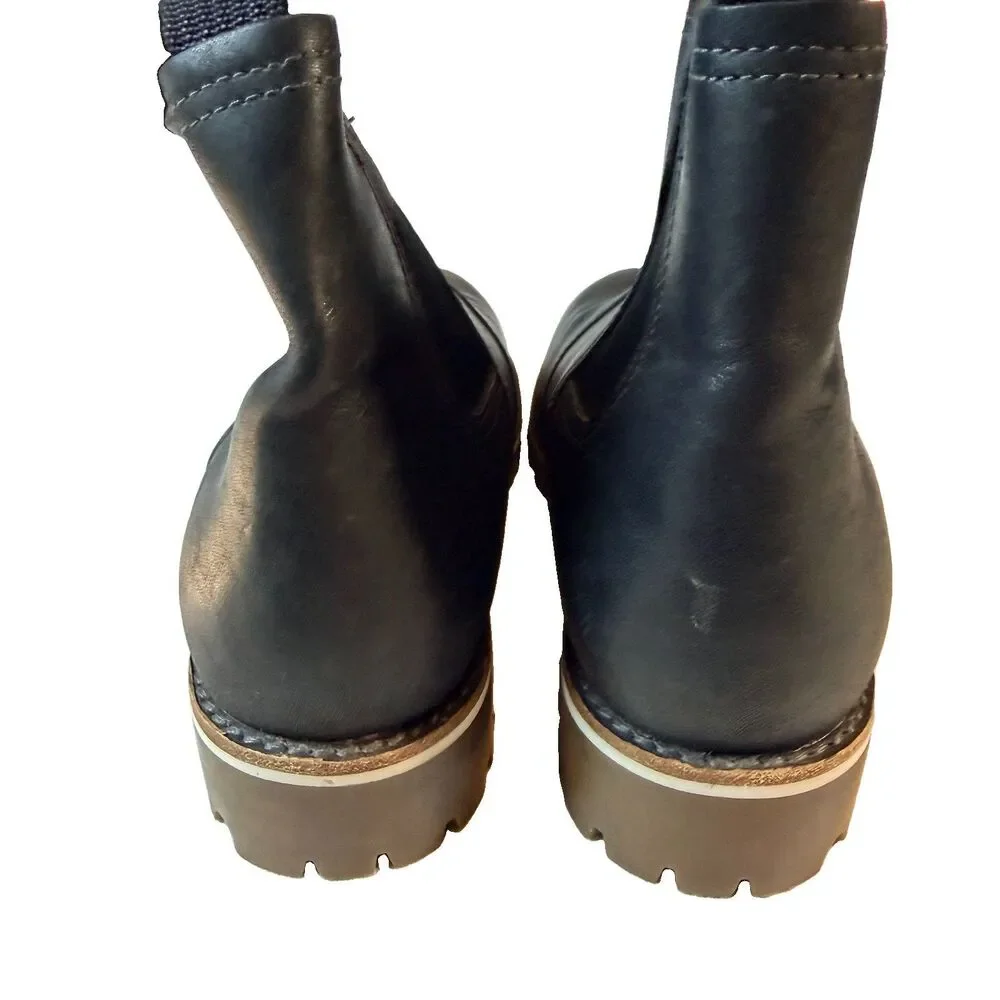 Chaco Black Leather Women's Fields Chelsea Waterproof Boot Size 6.5 Waterproof